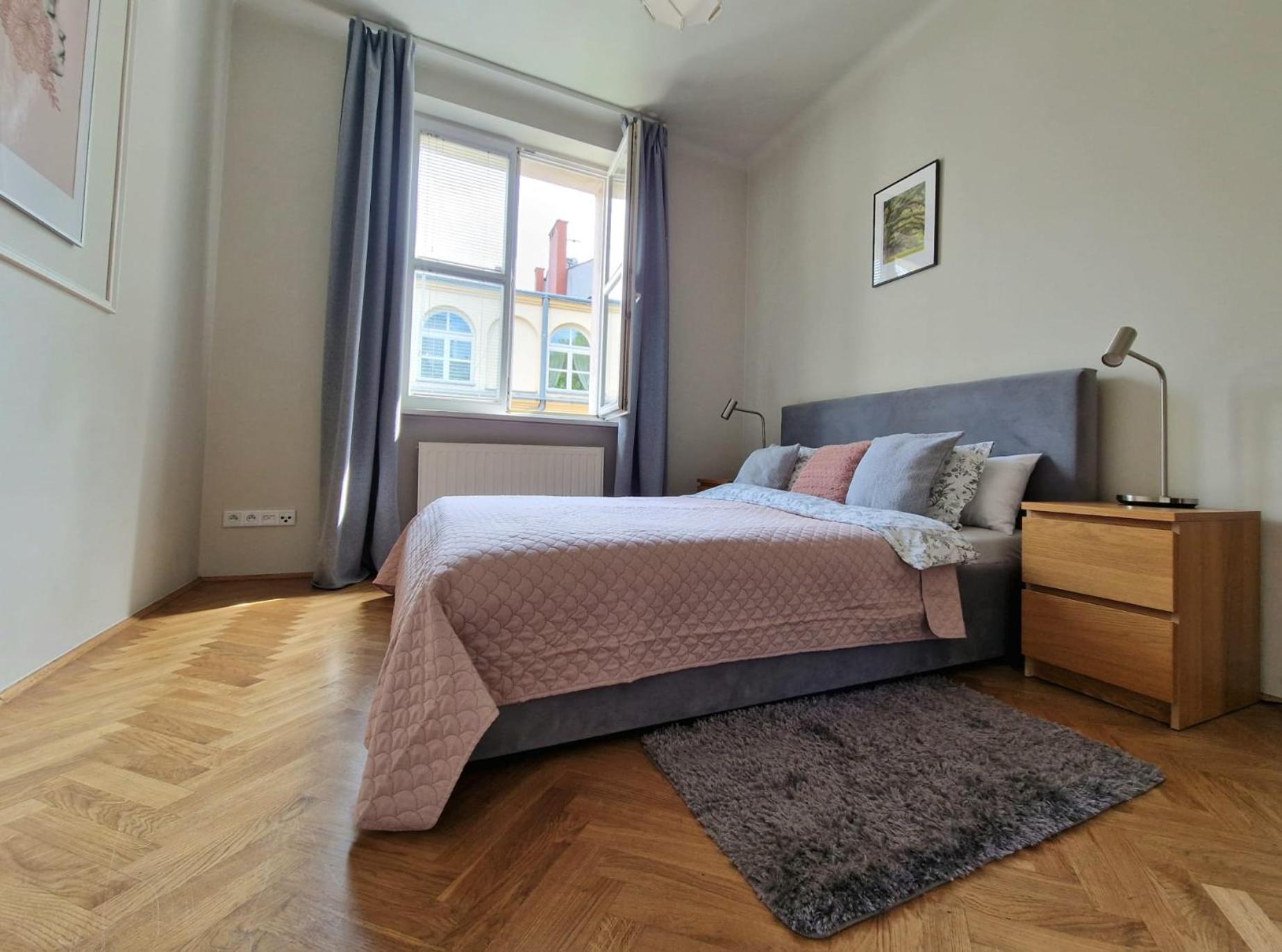 Brokilon House Leilighet Krasków Eksteriør bilde